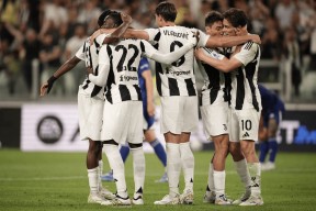 AYX-关于西亚卡姆在尤文图斯比赛中精彩发挥，连败引发热议！的信息