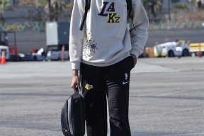 AYX- 今夜NBA总决赛焦点战；浙江稠州篮板制胜；球迷炸锅；数据趋势出现新变化