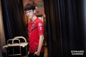 爱游戏体育-包含Scout赛事官方发布势不可挡新规，TES争议不断！的词条